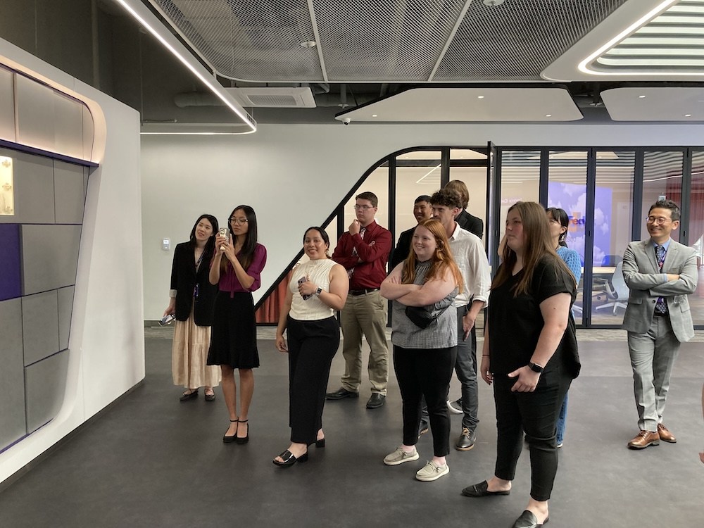 Tour of FedEx facility and operations