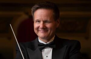 Dr Scott Wyatt, FHU Choir Conductor