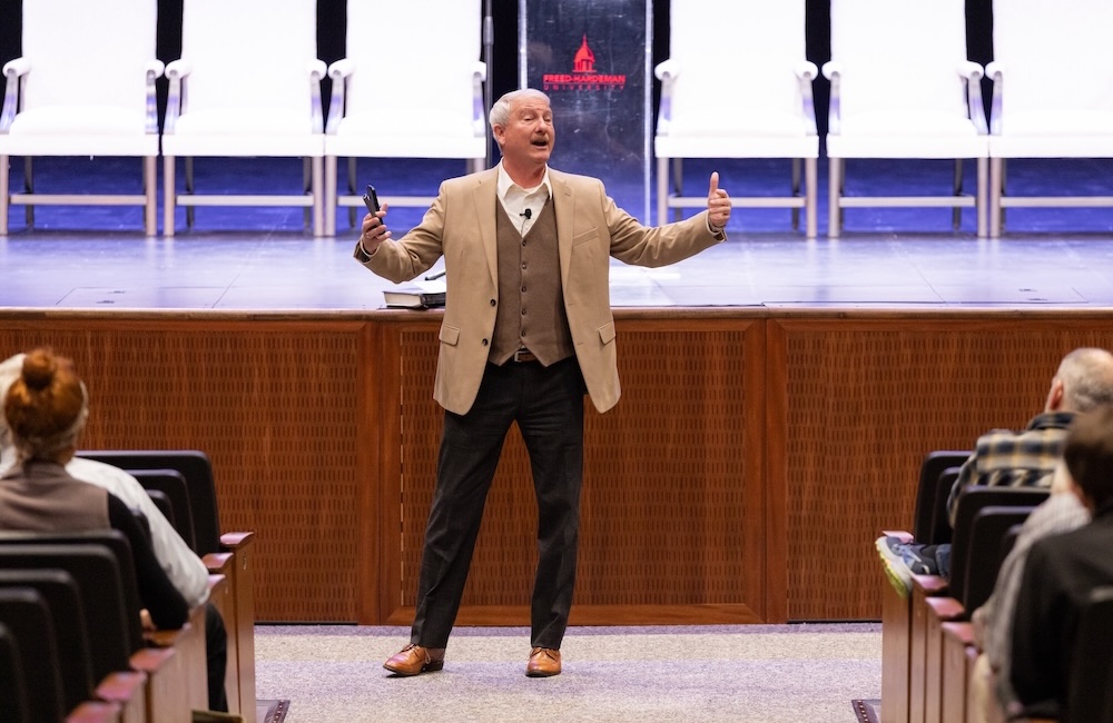 David Shannon teaching a lesson during the FHU Spiritual Growth Workshop