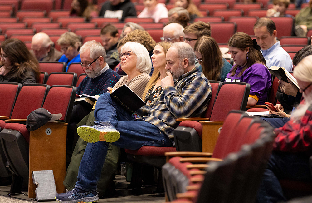 Members of the crowd listen to the speaker at the FHU Spiritual Growth Workshop